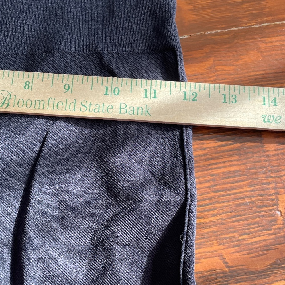 SPANX women’s black Textured Leggings medium - Picture 7 of 10